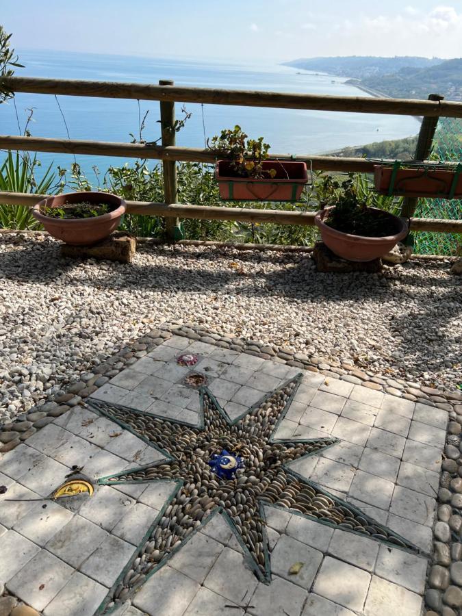 Appartamento Vacanza Moch - Viaggiatori Alla Scoperta Della Costa Dei Trabocchi Франкавилла-аль-Маре Экстерьер фото